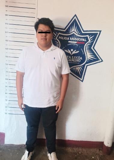 TERMINA SU NOCHE DE EXCESOS CHOCANDO Y DENTRO DE UNA CASA EN SAN FRANCISCO TUTLA